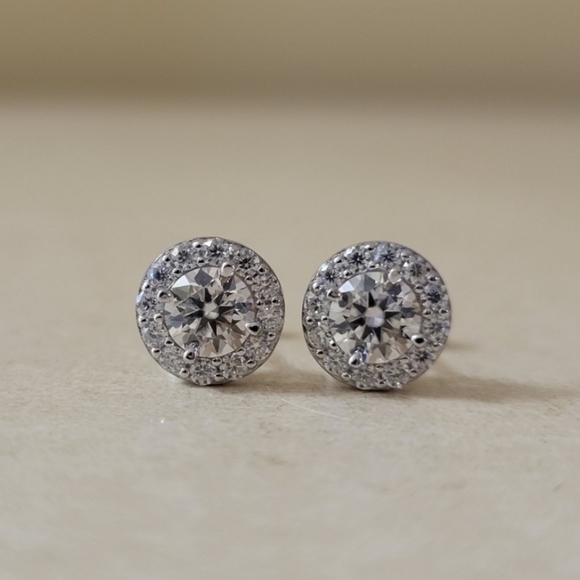 1 Carat Halo Certified Moissanite Stud Earrings NEW - Picture 5 of 15